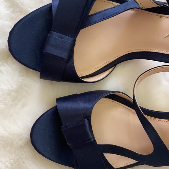 Nina Navy Satin heel worn once - Picture 2 of 6